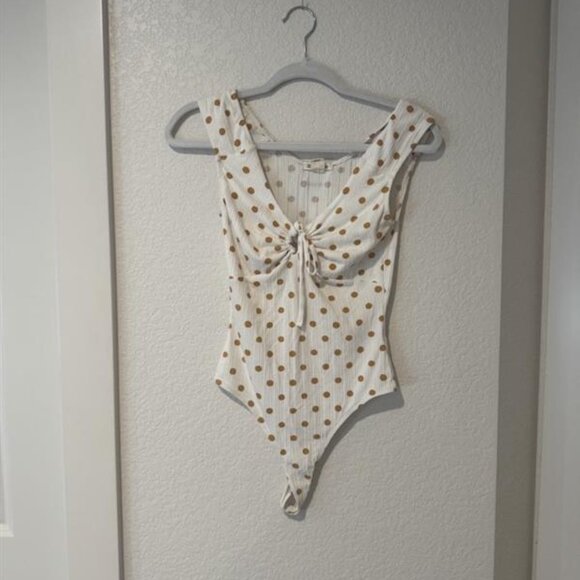 Polka Dot Ribbed Bodysuit - Picture 3 of 3